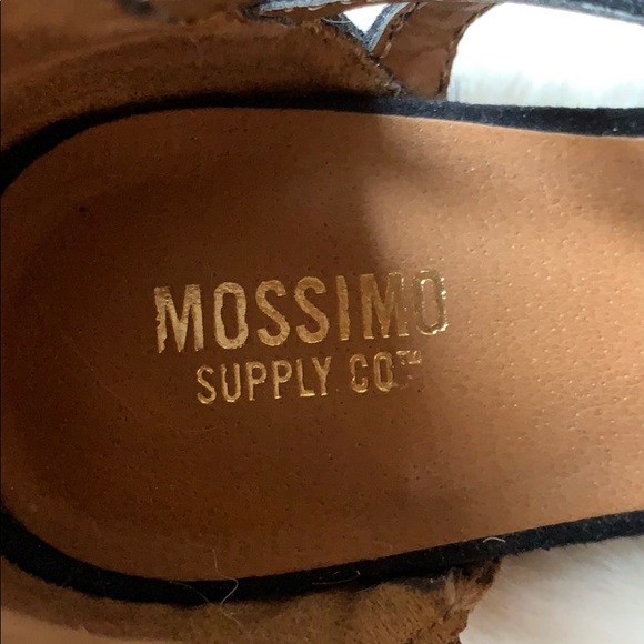 Pointy Toe Ballet Flat - Picture 6 of 8